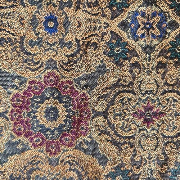 Scrap material fabric one piece bronze burgundy medallion 90s - Picture 1 of 3